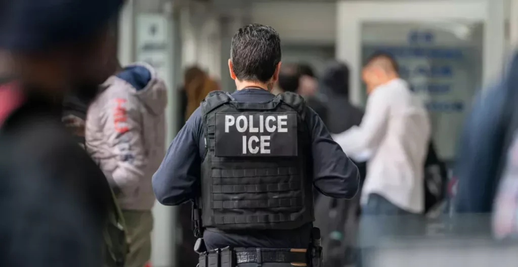 Cómo prepararte para una redada de migración en Phoenix