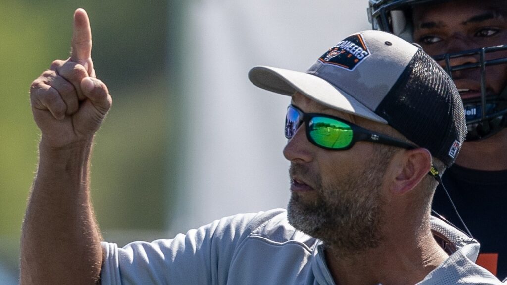 Plaintiffs in $30 million Hoover football lawsuit claim judge has family ties to team, school