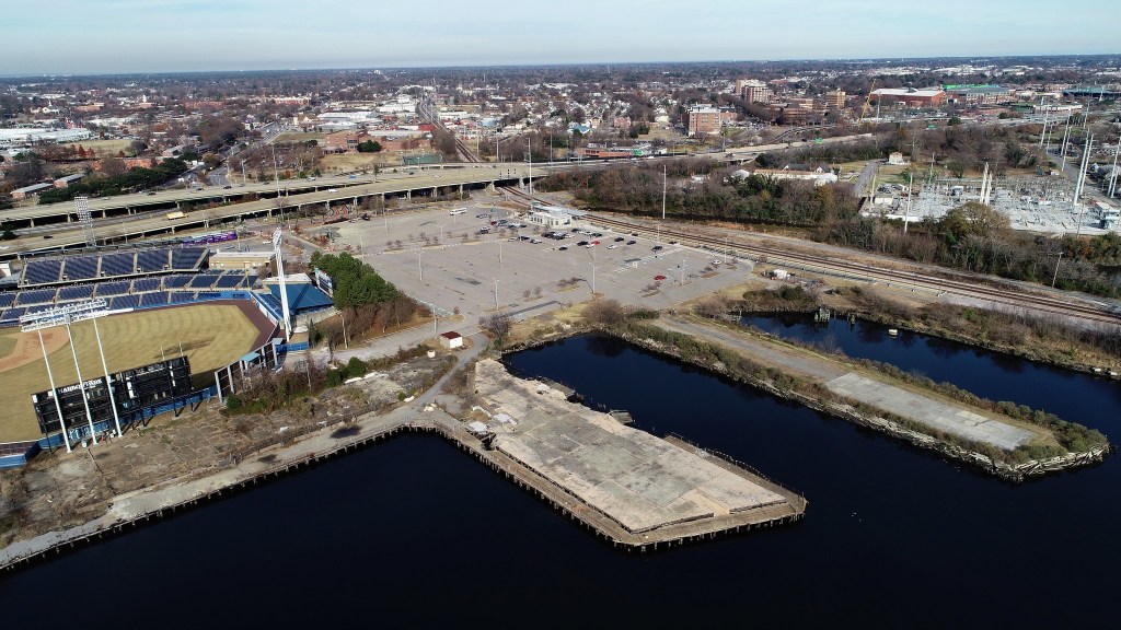 Norfolk Amtrak parking lot permanently closed for casino construction – The Virginian-Pilot