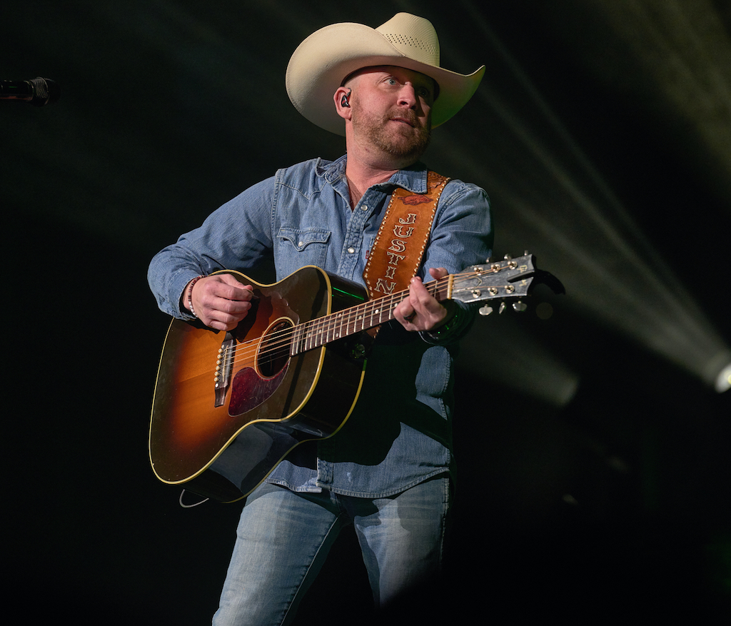 Photos: Justin Moore at Simmons Bank Arena
