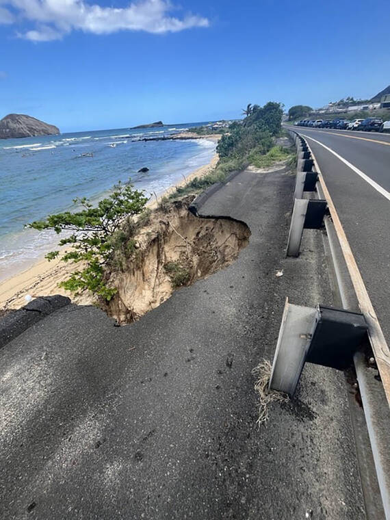 Sinkhole repair shuts Kalanianaole Highway until midday