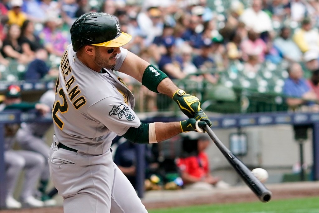 Orioles sign outfielder Ramón Laureano to 1-year deal