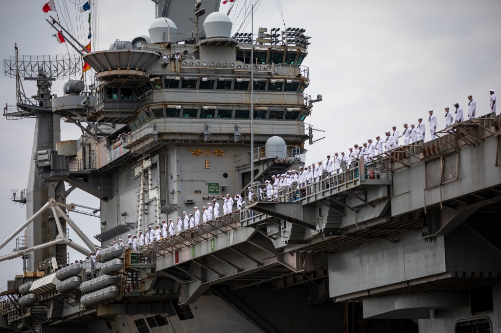Norfolk-based sailors, Virginia Beach pilots take a break from Houthi fight, arrive in Greece – The Virginian-Pilot