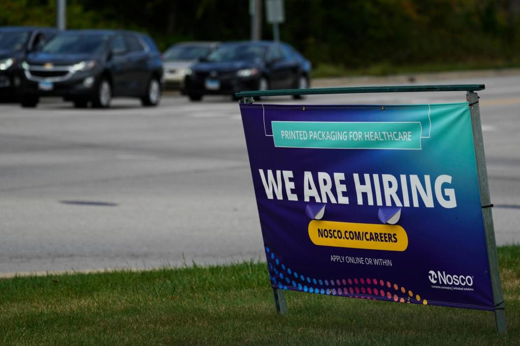 The number of Americans seeking jobless benefits falls