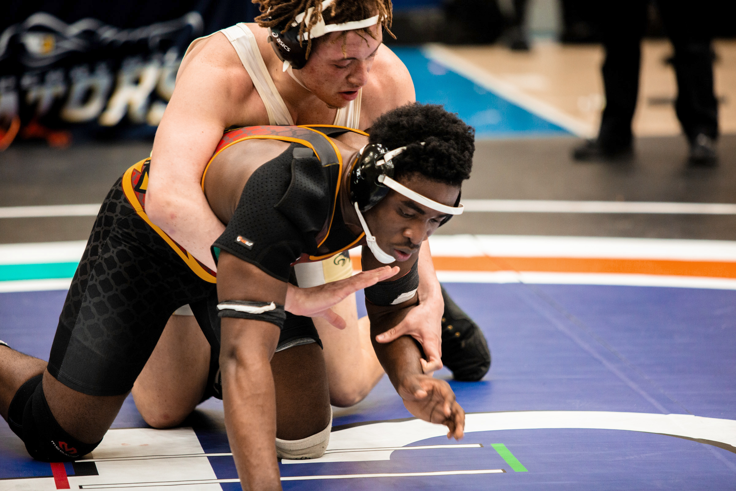 215lbs Olusabomi Antalogu, New Town, 30-6, Jr. over Josh Savoy,...
