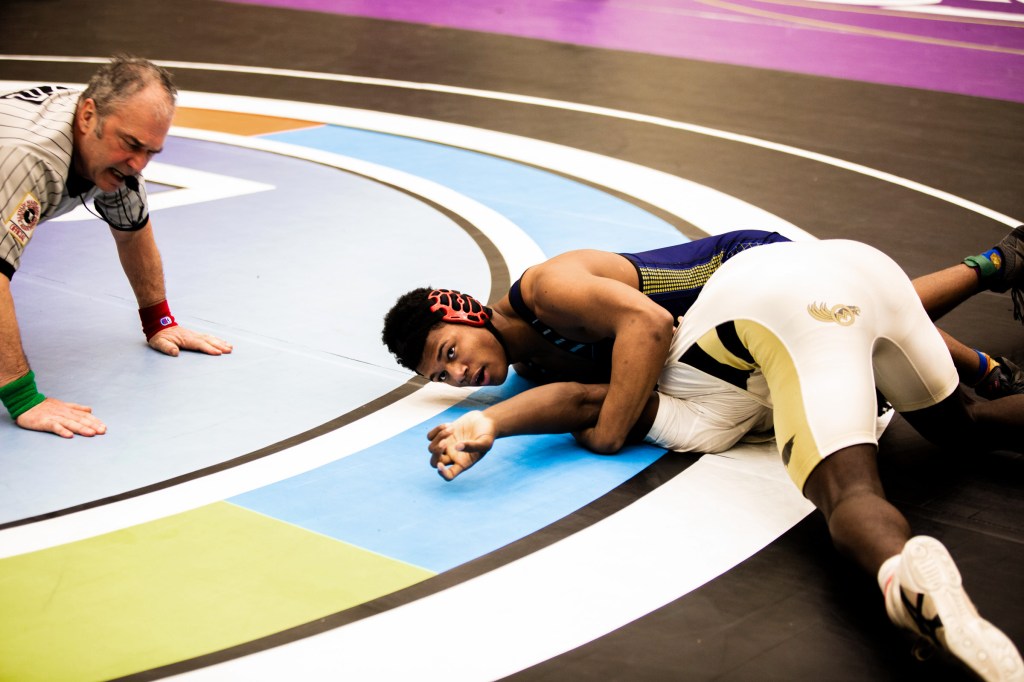 Perry Hall and Sparrows Point tie for Baltimore County wrestling championship