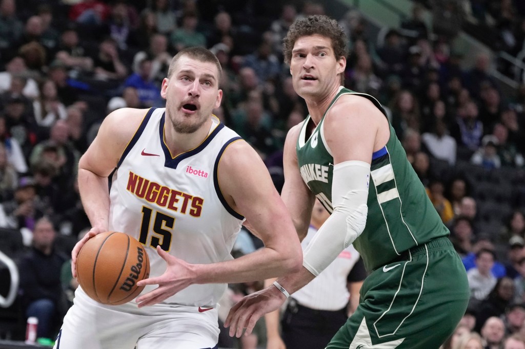 Nuggets go cold in loss to Bucks, Giannis Antetokounmpo