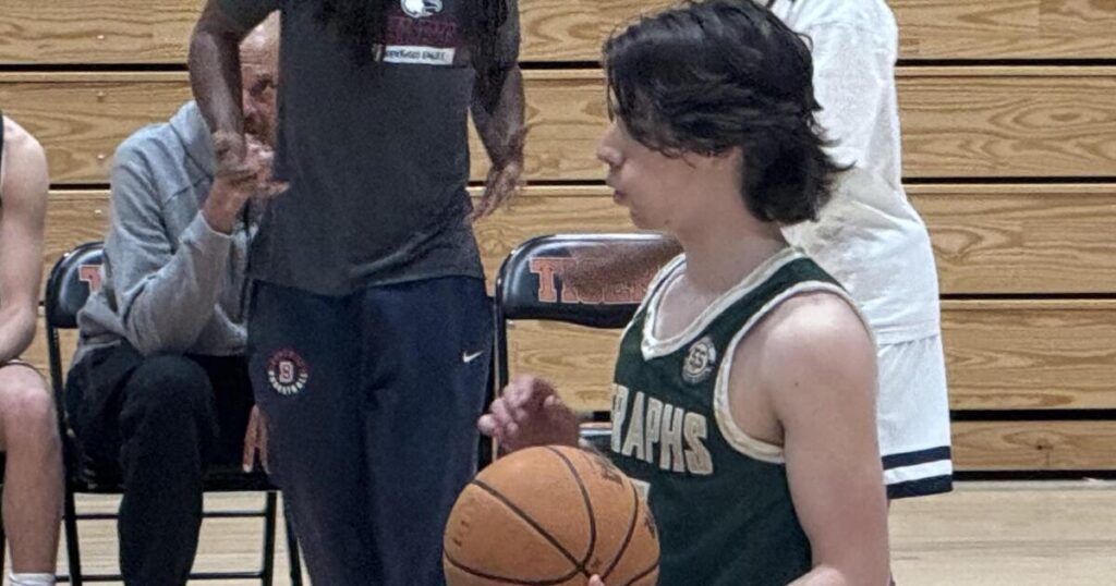 Freshman Charlie Adams leads St. Bonaventure into basketball final