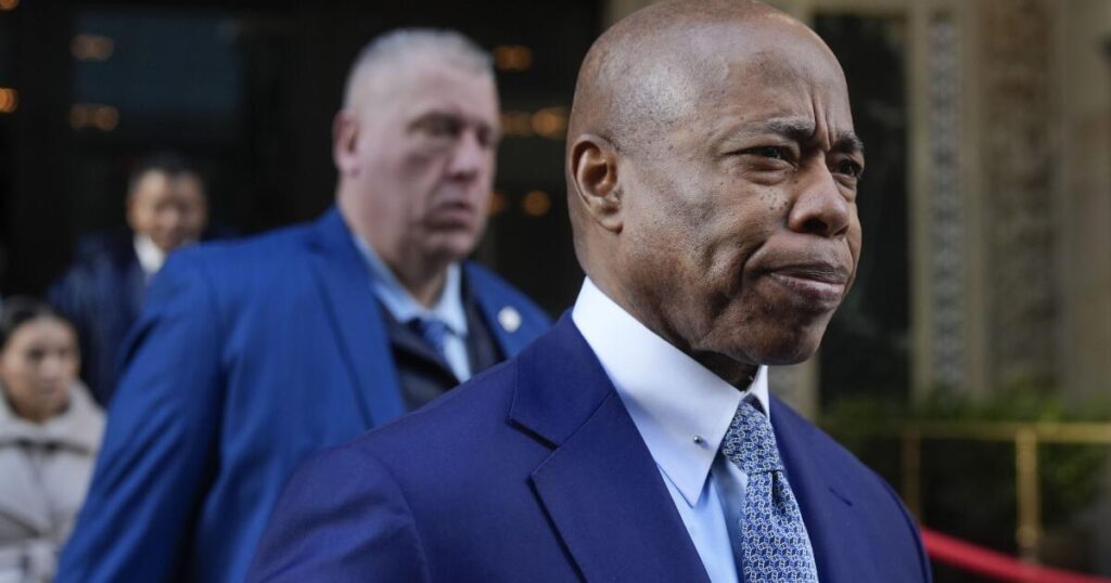 Justice Department asks court to dismiss corruption charges against NYC mayor