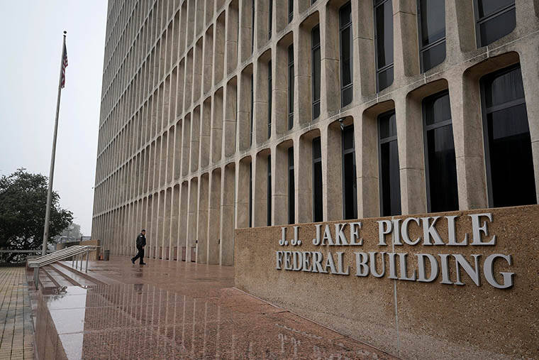 Letter: Informing on others recalls WWII victims