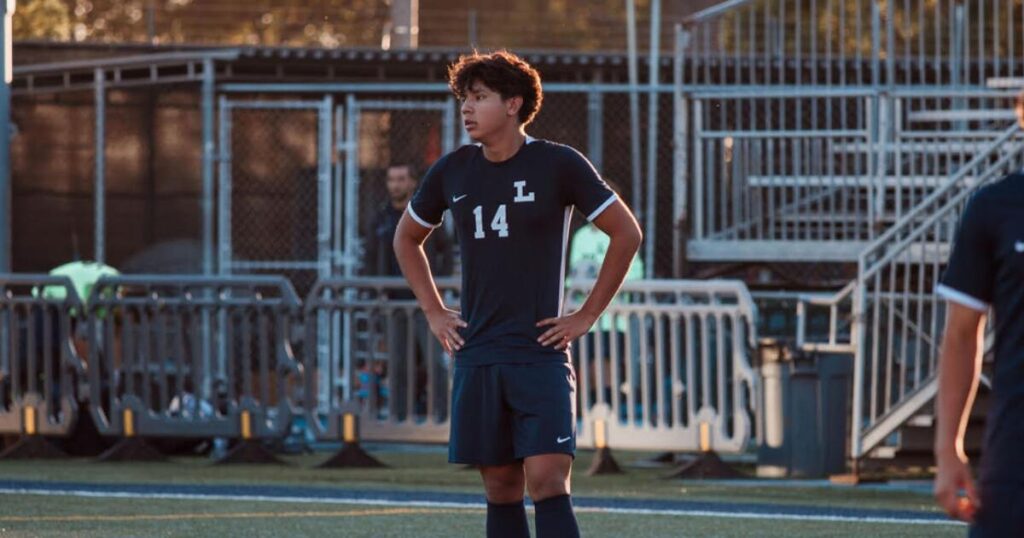 Sondheimer: Loyola's Diego Ayala-Martinez never gave up soccer dream