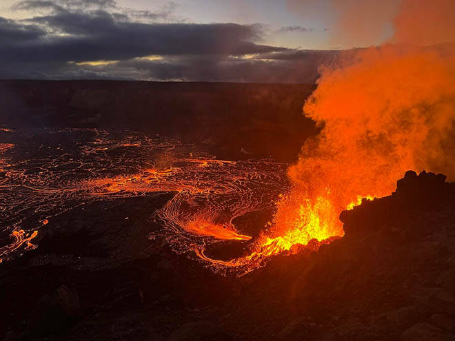 Hawaii health officials warn public about Kilauea vog risk