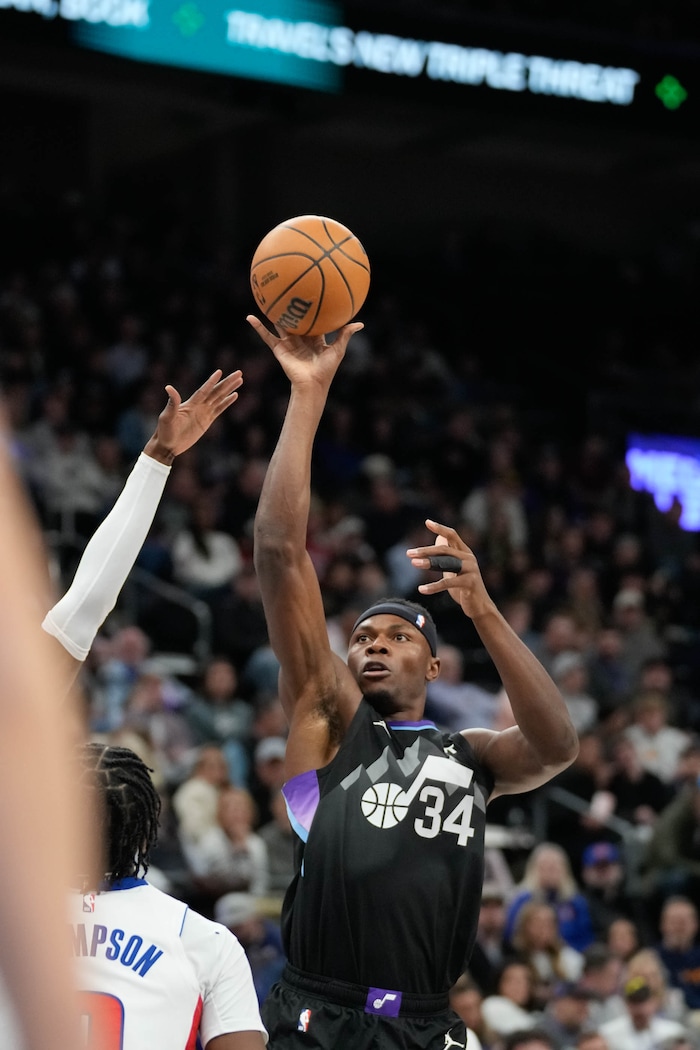 (Francisco Kjolseth  | The Salt Lake Tribune) Utah Jazz center Oscar Tshiebwe (34) makes a shot attempt as the Utah Jazz host the Detroit Pistons during an NBA basketball game, Monday, March 3, 2025.