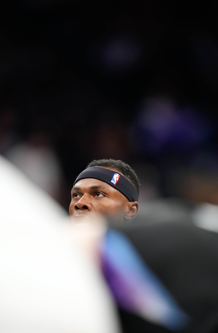 (Francisco Kjolseth  | The Salt Lake Tribune) Utah Jazz center Oscar Tshiebwe (34) makes a free throw attempt as the Utah Jazz host the Detroit Pistons during an NBA basketball game, Monday, March 3, 2025.