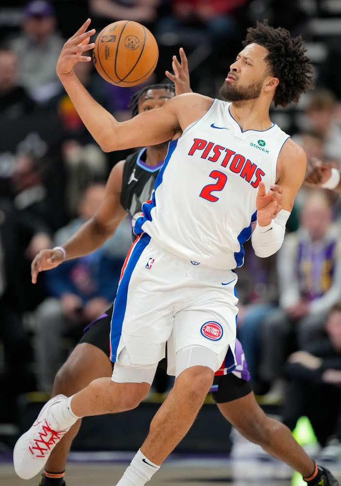 (Francisco Kjolseth  | The Salt Lake Tribune) Detroit Pistons guard Cade Cunningham (2) scrambles for a loose ball as the Utah Jazz host the Detroit Pistons during an NBA basketball game, Monday, March 3, 2025.