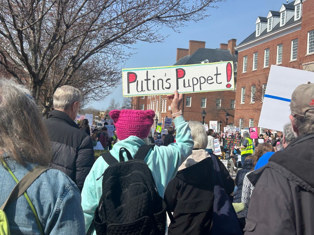Marylanders stand with Ukraine, protest Trump’s policies ahead of his address to Congress – Baltimore Sun