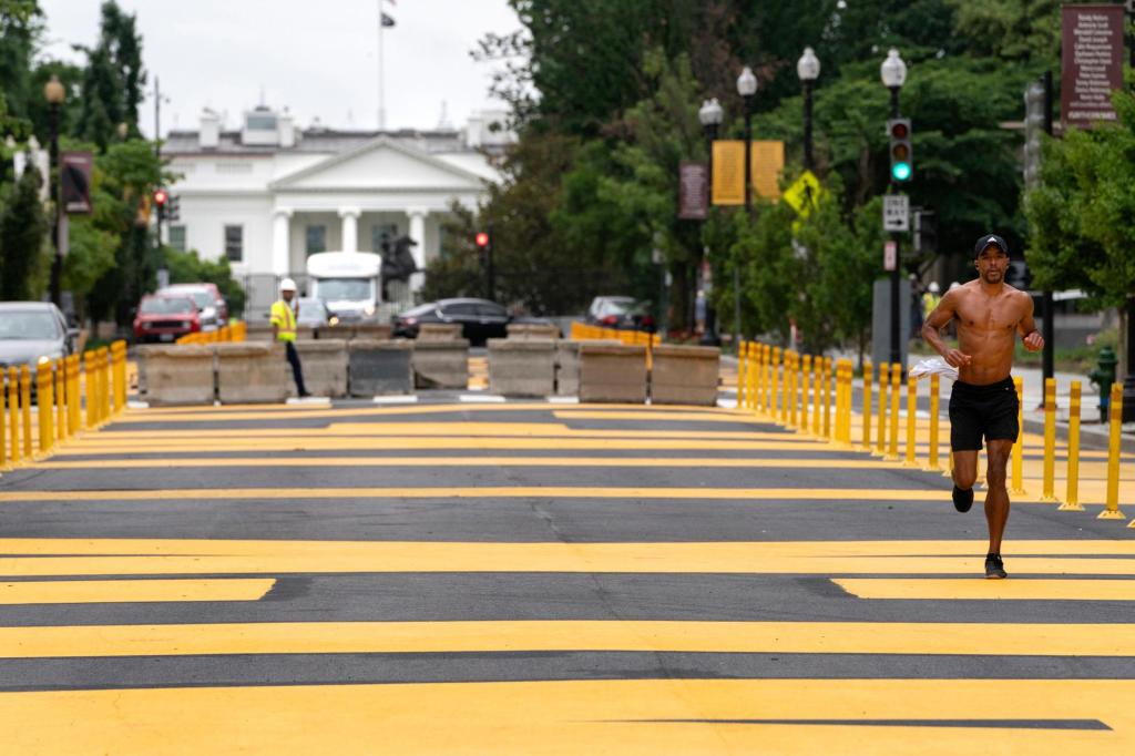 Washington, DC, to remove 'Black Lives Matter' painting, mayor says