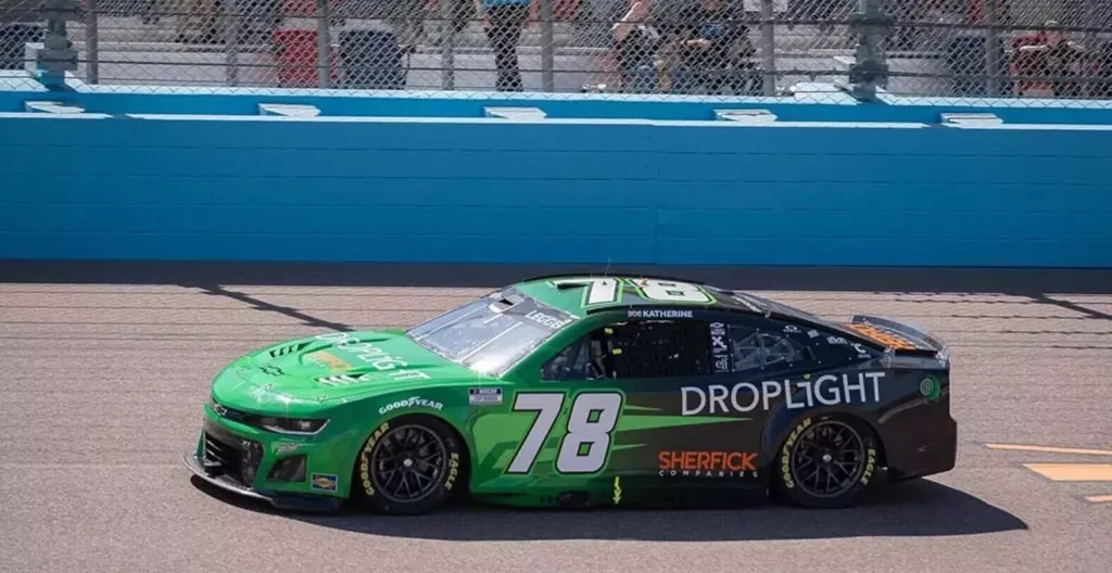 Phoenix Raceway sees Katherine Legge make NASCAR Cup Series history