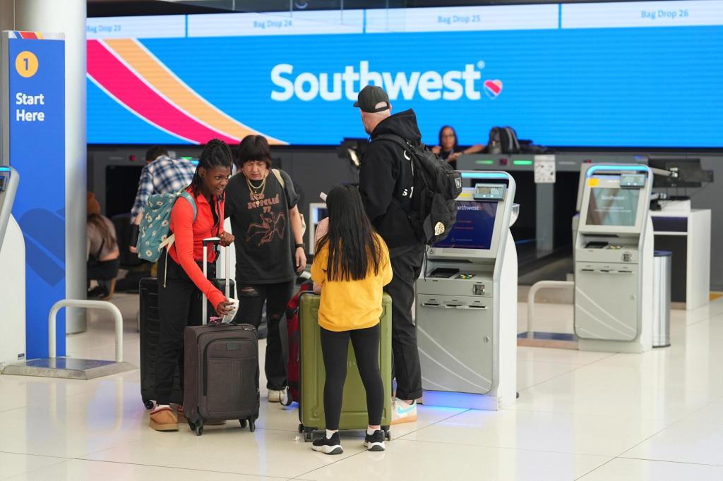 Southwest Airlines breaks with tradition, checked bags will cost you now