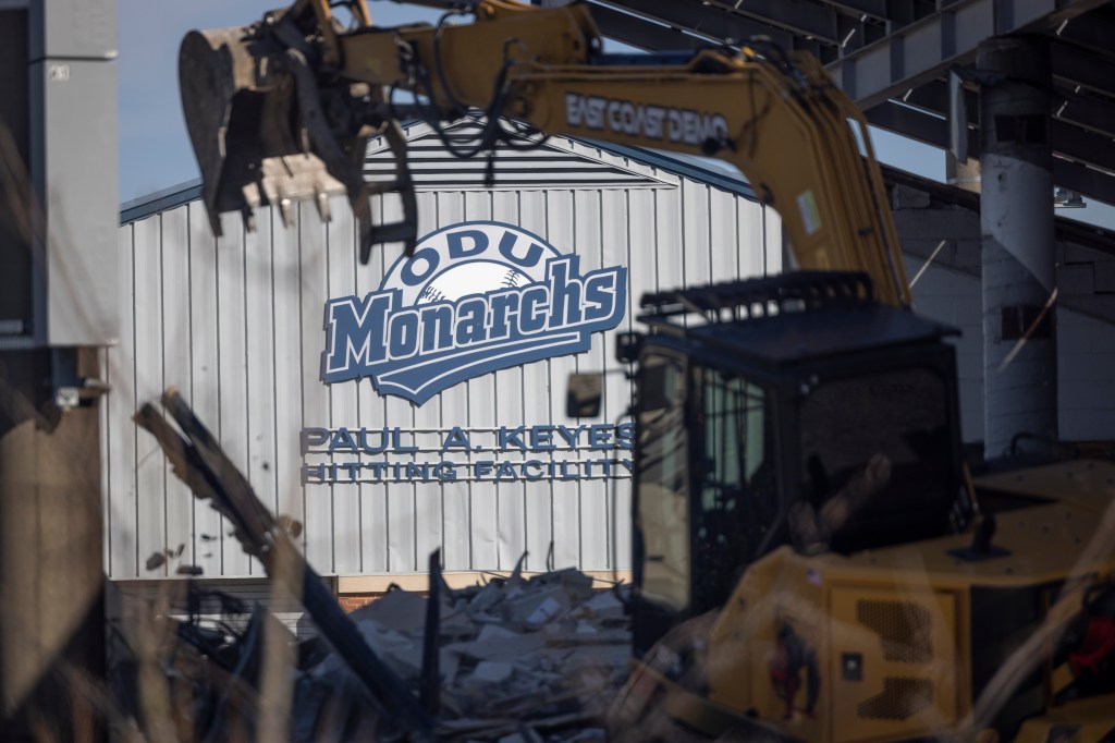 ODU baseball team will play home games at War Memorial Stadium, Harbor Park – The Virginian-Pilot