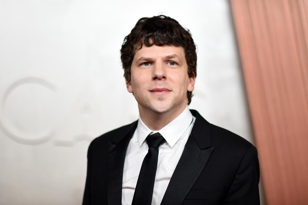 Jesse Eisenberg offered military training to land James Bond role