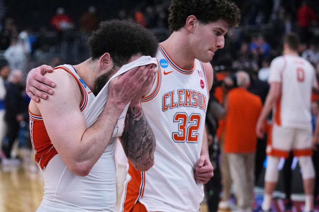 Fewer than 1% of March Madness brackets remain perfect after Day 1