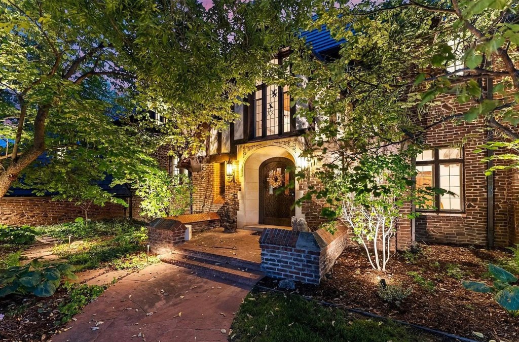 KSL exec lists Tudor on Cranmer Park for $5M