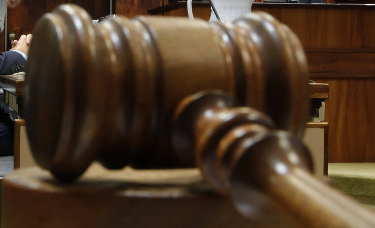 2 women charged in death of 3-year-old girl make court appearance