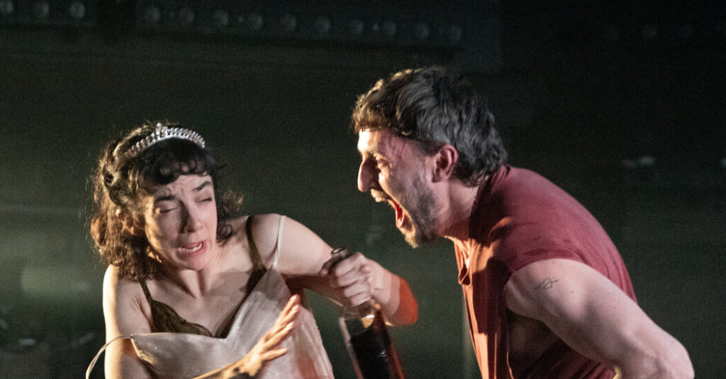 A Ferocious Paul Mescal Stars in a Brutal ‘Streetcar’