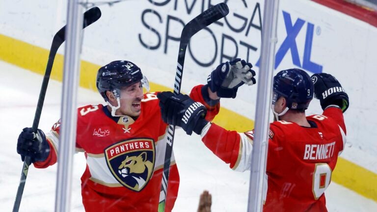 Brad Marchand notches assist on game-winning goal in Panthers debut