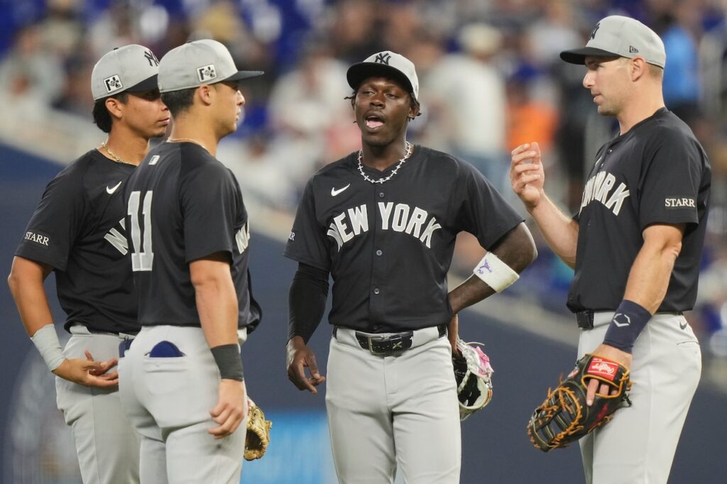 New York Yankees 2025 Jackie Robinson Day gear now available with free shipping