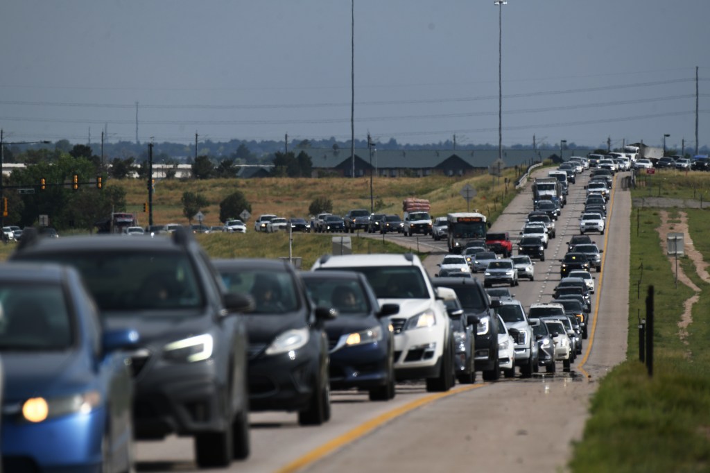 Denver City Council approves contract to study Peña Boulevard project