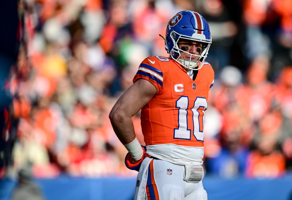 Bo Nix already thriving as a free-agent recruiter with Denver Broncos