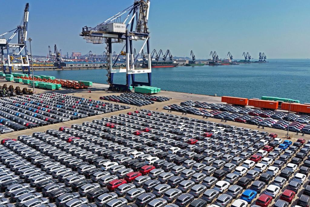 China escalates trade war with Trump, raises tariffs on US goods to 125%
