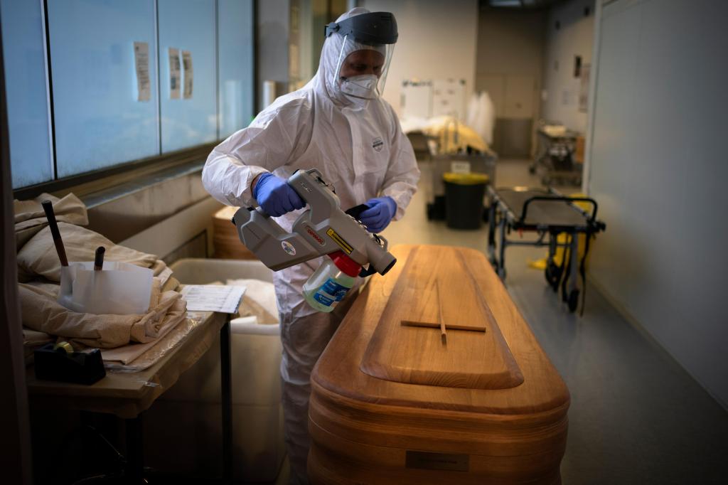WHO members agree on draft 'pandemic treaty' to avoid COVID-19 mistakes