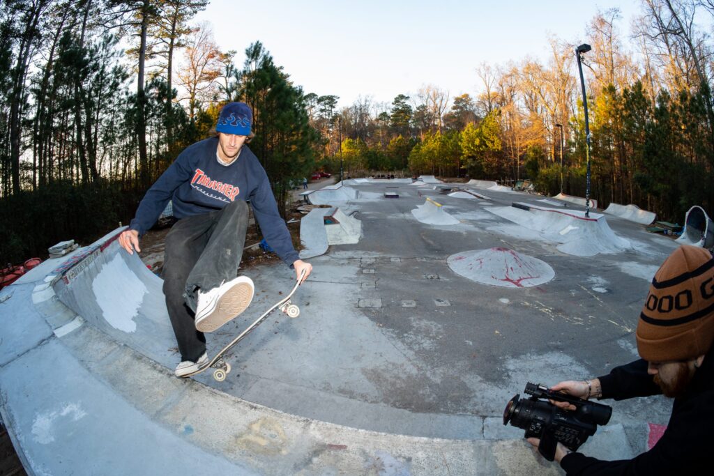 The skaters of Graveside DIY