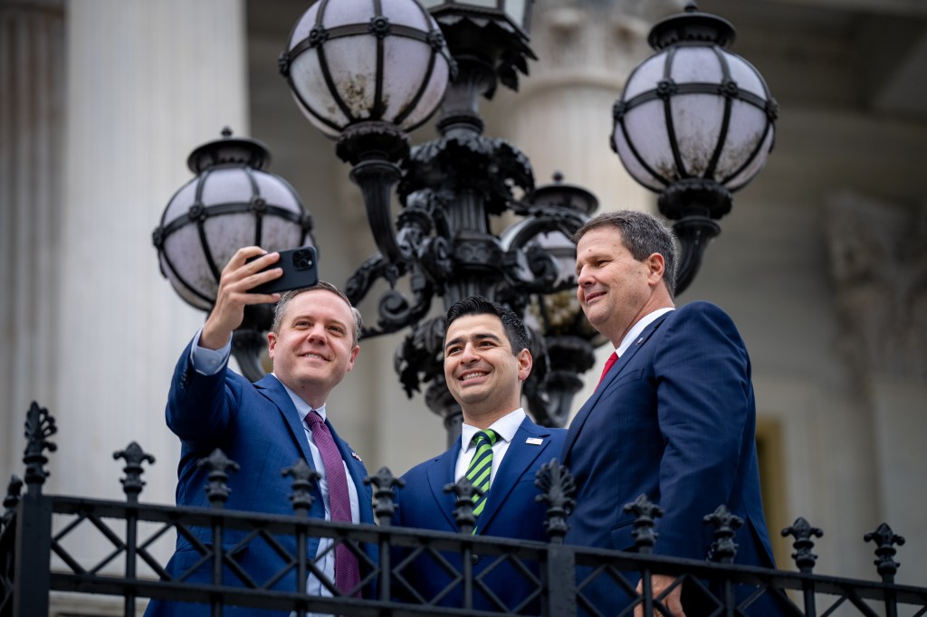 Will the Trump factor hinder Gabe Evans, Jeff Hurd in 2026 election?