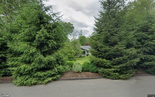220 Bayberry Lane, Watchung, NJ
