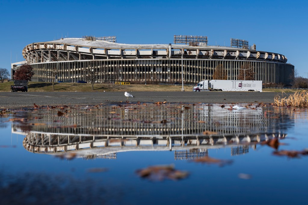 D.C., Washington Commanders plan to announce stadium deal for RFK land – The Virginian-Pilot