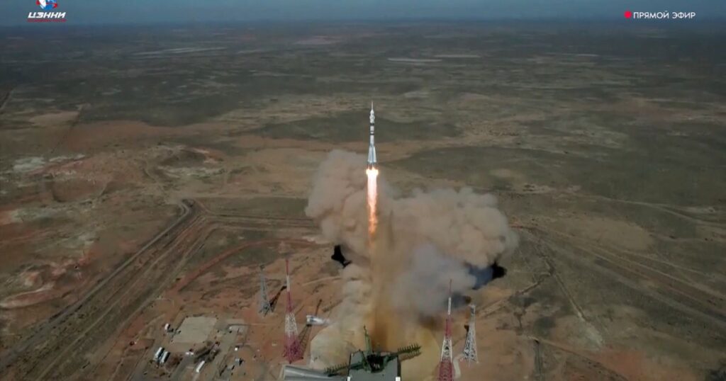 A US-Russian crew of 3 launches to the International Space Station