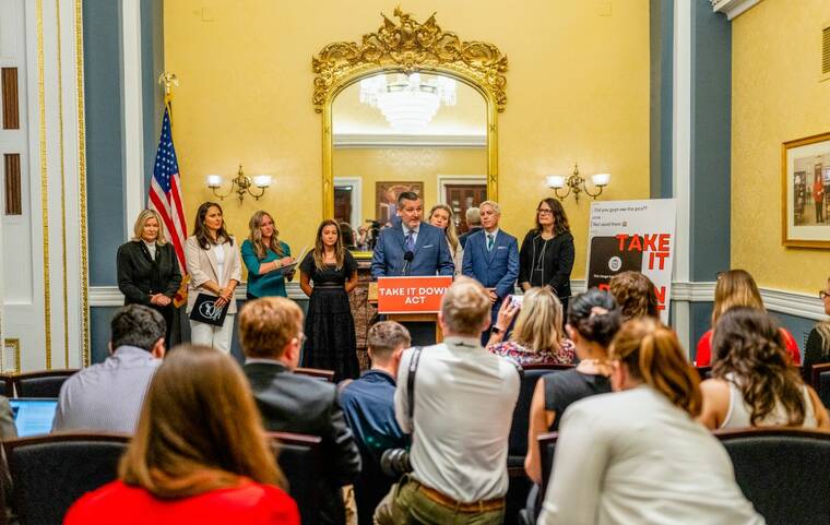 House passes bill to ban sharing of revenge porn