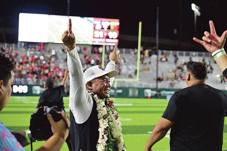 Kahuku lets go of Sterling Carvalho in a stunning coaching move