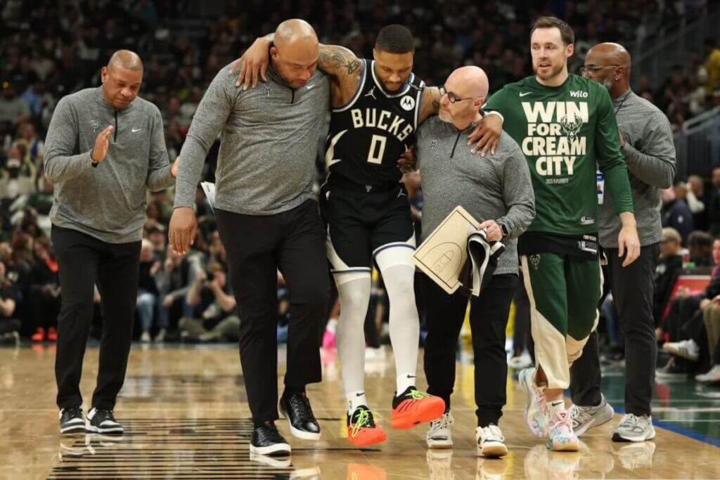 Milwaukee Bucks star Damian Lillard tears Achilles