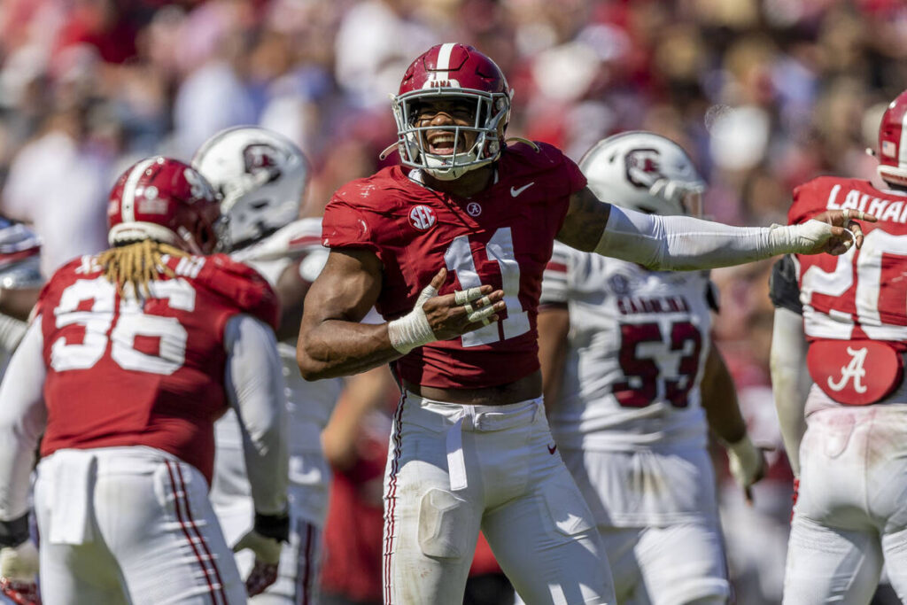 Alabama linebacker Jihaad Campbell (11) signals to the sideline during the second half of an NC ...