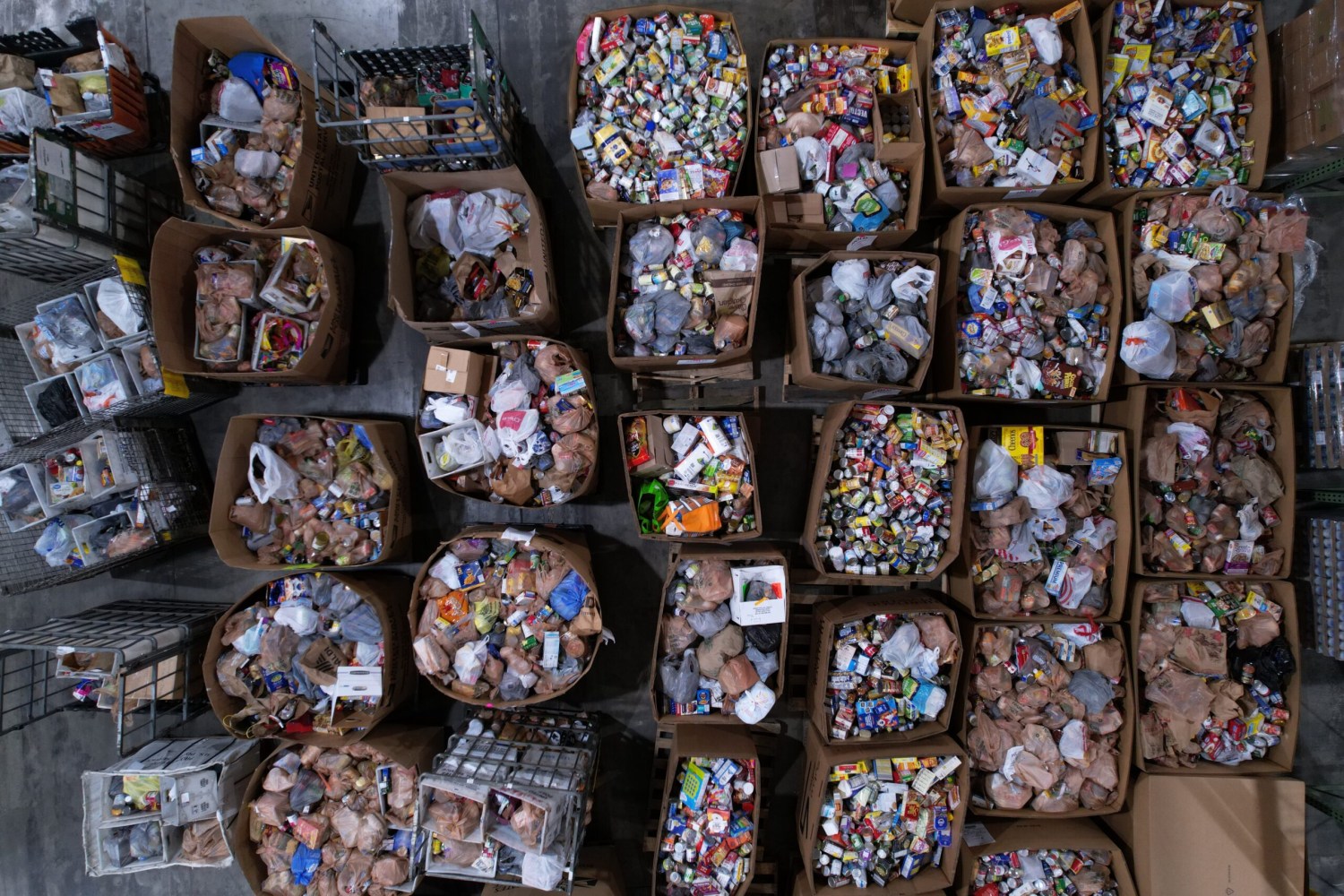 Be part of the largest 1-day food drive in the U.S.—leave donations by your mailbox on May 10 4 Community Food Bank of Central Alabama, food donations, Stamp Out Hunger