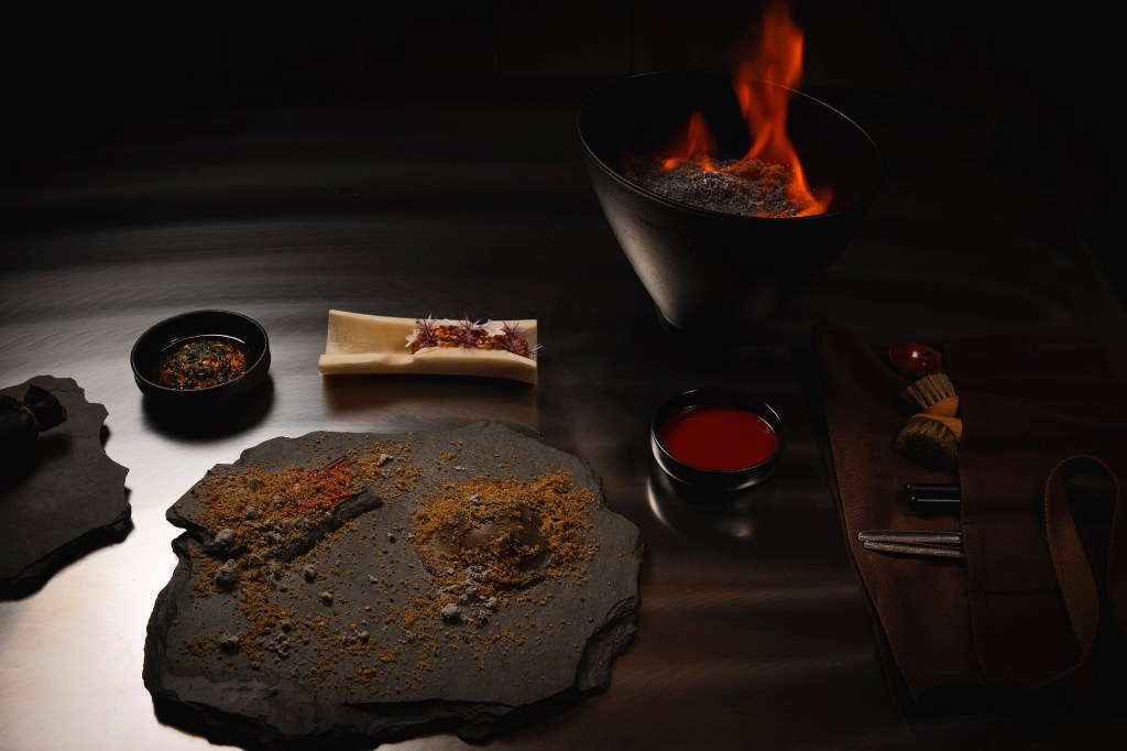 Alinea marks 20 years of fine dining in Chicago