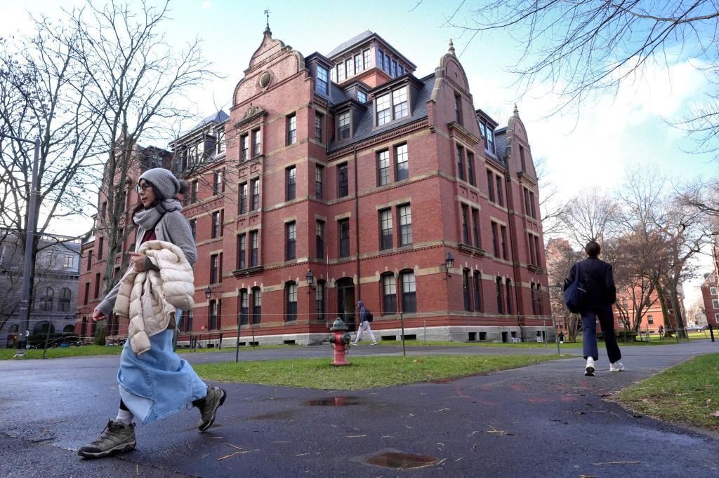 Most Americans disapprove of President Donald Trump’s treatment of colleges, a new AP-NORC poll finds – Chicago Tribune