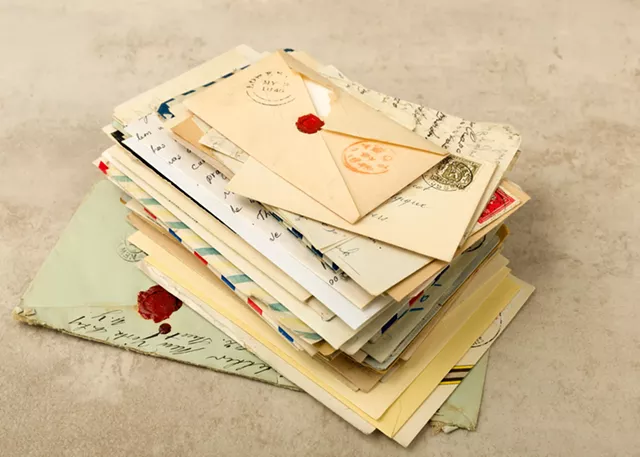 Dearest Friend: A Love Story Written in Letters - © PHOTOWITCH | DREAMSTIME