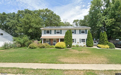 18 Livingston Drive, Howell, NJ