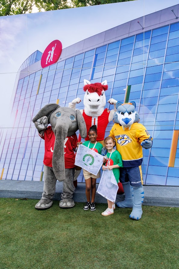 $24M+ donated to local charities from this favorite tradition in Birmingham 3 Mascots cheer on patients at Children's Hospital as part of the Regions Tradition